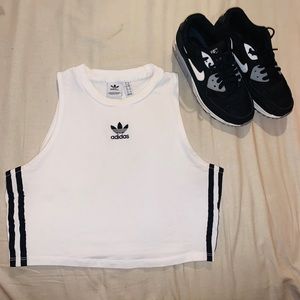 Adidas crop top 😍❤️